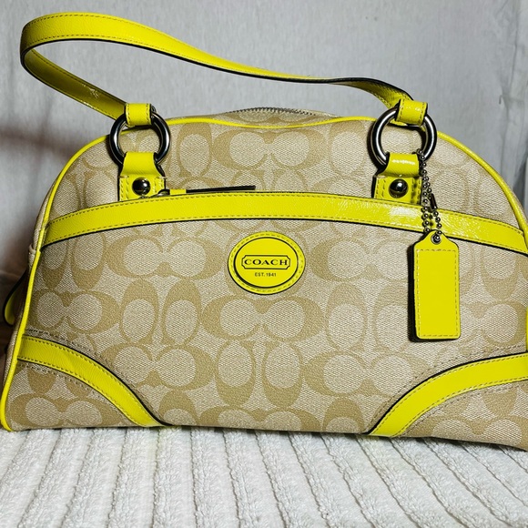 Authentic Coach Purse - Picture 1 of 4